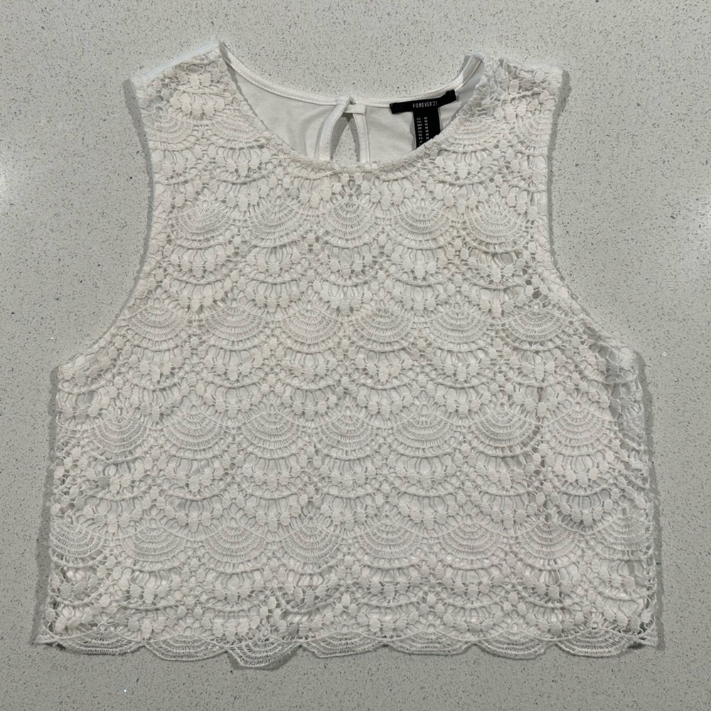 NEW Forever 21 Lace Sleeveless Top Size M